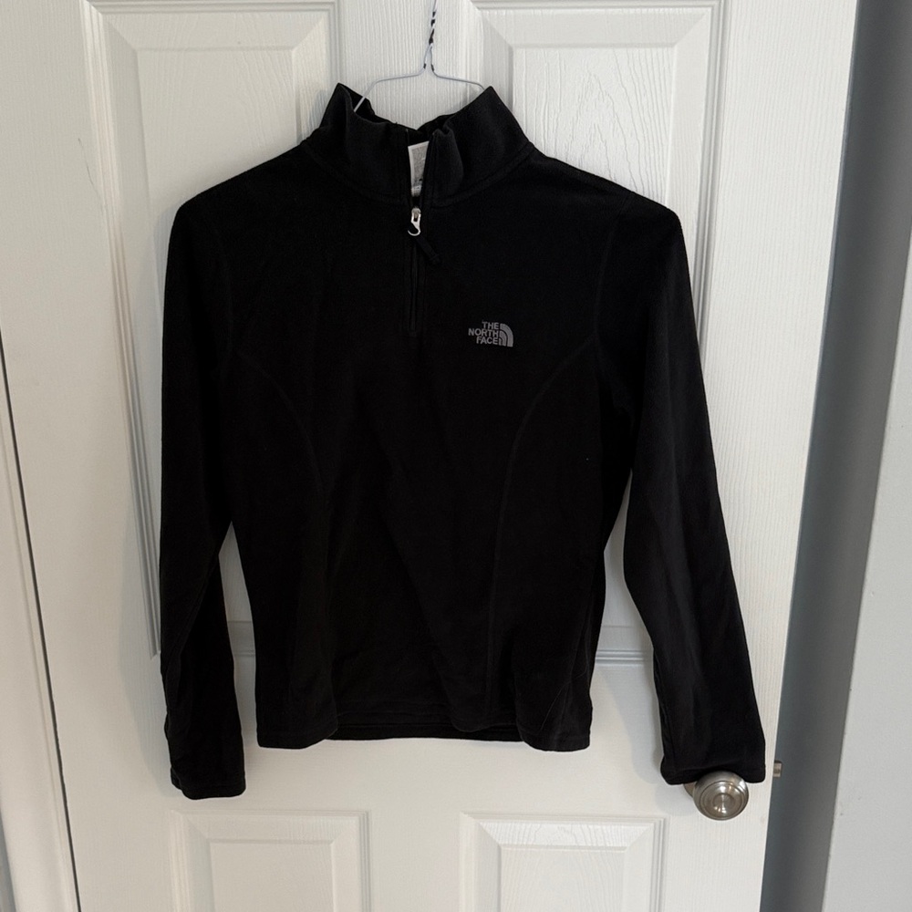 The North Face Women's Black Pullover